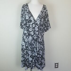 Torrid Black and White Floral Midi Dress